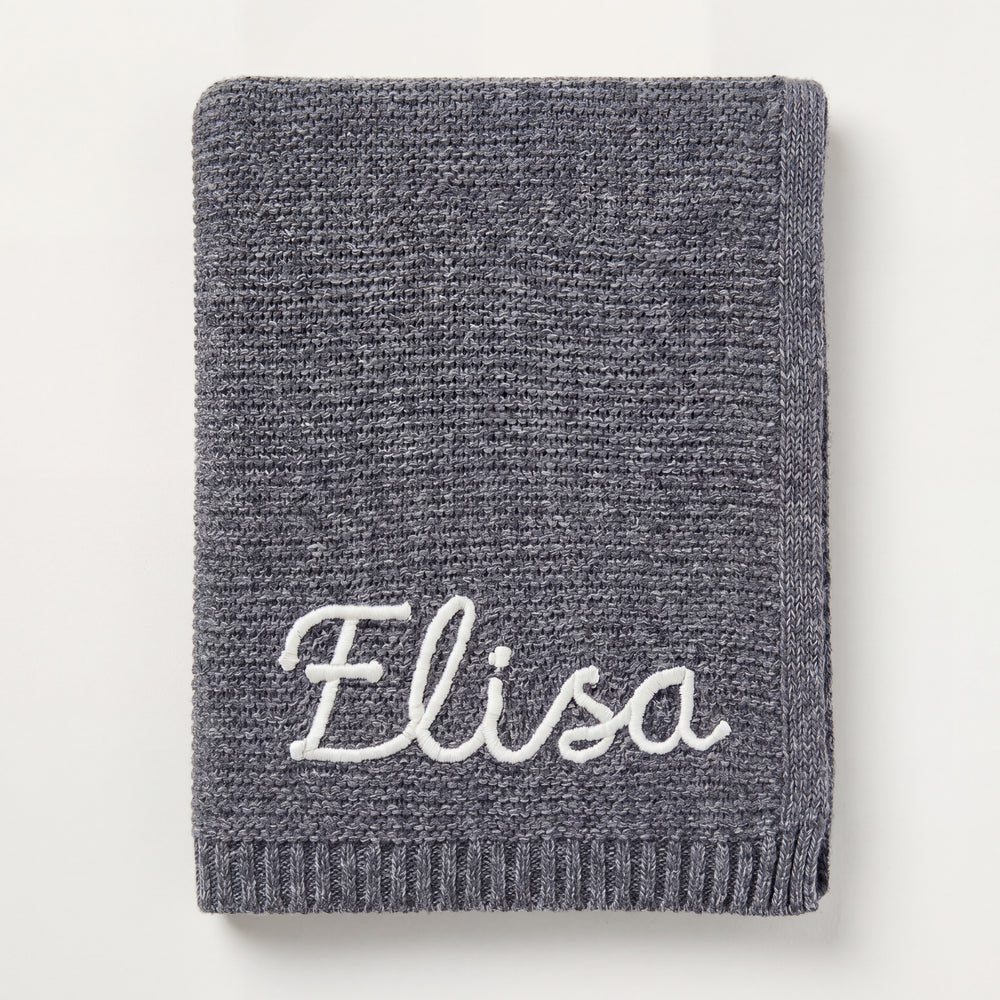 Personalisierte Strickdecke mit Namen